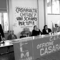 Intervento di Maurizio Landini all’assemblea aperta alla cittadinanza durante l’occupazione della fabbrica, 1997. Archivio fotografico Fiom-Cgil Bologna.