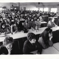 Assemblea alla Giordani, 21 aprile 1983. Archivio fotografico Fiom-Cgil Bologna.