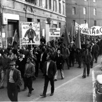 Particolare di un corteo, Bologna, 1968, Da: Archivio fotografico Fiom Bologna.