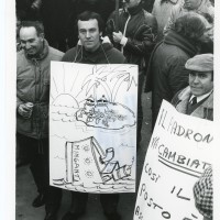 Manifestazione in difesa del posto di lavoro, 11 febbraio 1982. Archivio fotografico Fiom-Cgil Bologna.