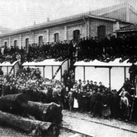 Maestranze nel 1921. Da: Le Officine di Casaralta fra cronaca e storia, 1919-1979, s.l., s.n., 1980?